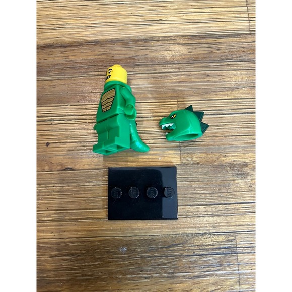 Lego Minifigure Series 5 Lizard Man Retired Collectible - Picture 4 of 4